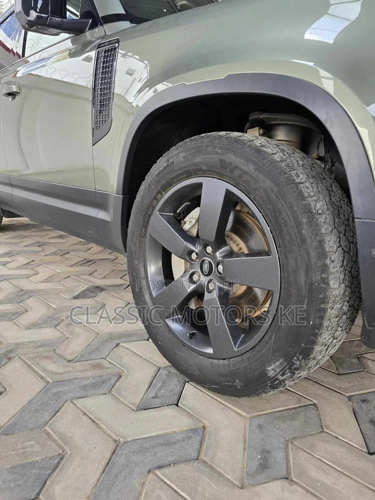 Land Rover Defender X-Dynamic HSE 2022 Green