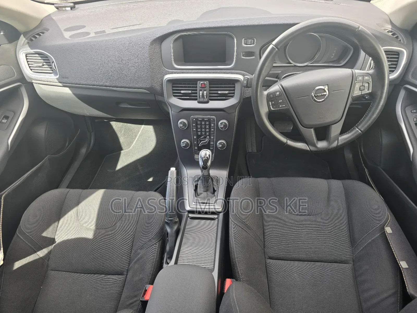 Volvo V40 2018 White