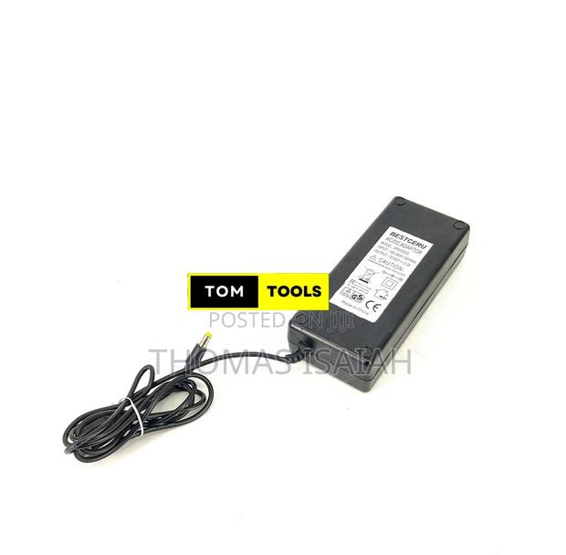 52V 2.3A DC G+ Power Adapter Charger With 3 Pin Plug Inlet - thumbnail 3