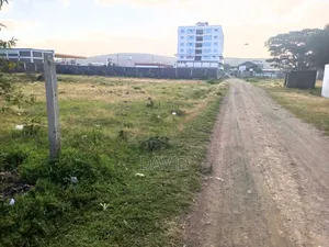 Plot for Sale in Barnabas Pipeline