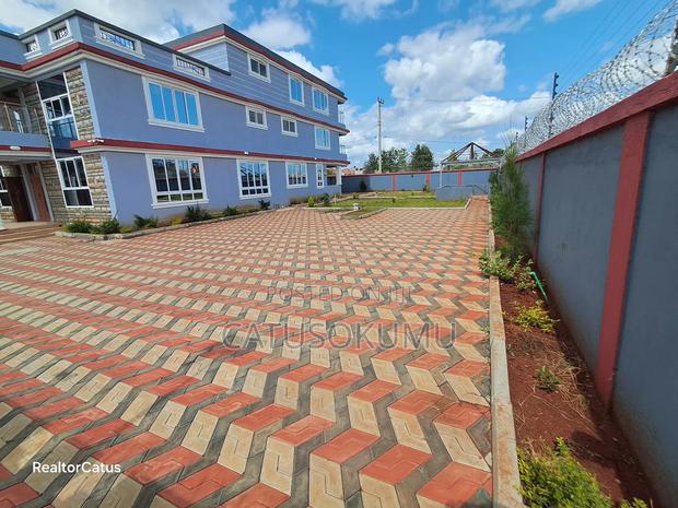 10bdrm Maisonette in Viraj Area for rent - thumbnail 2