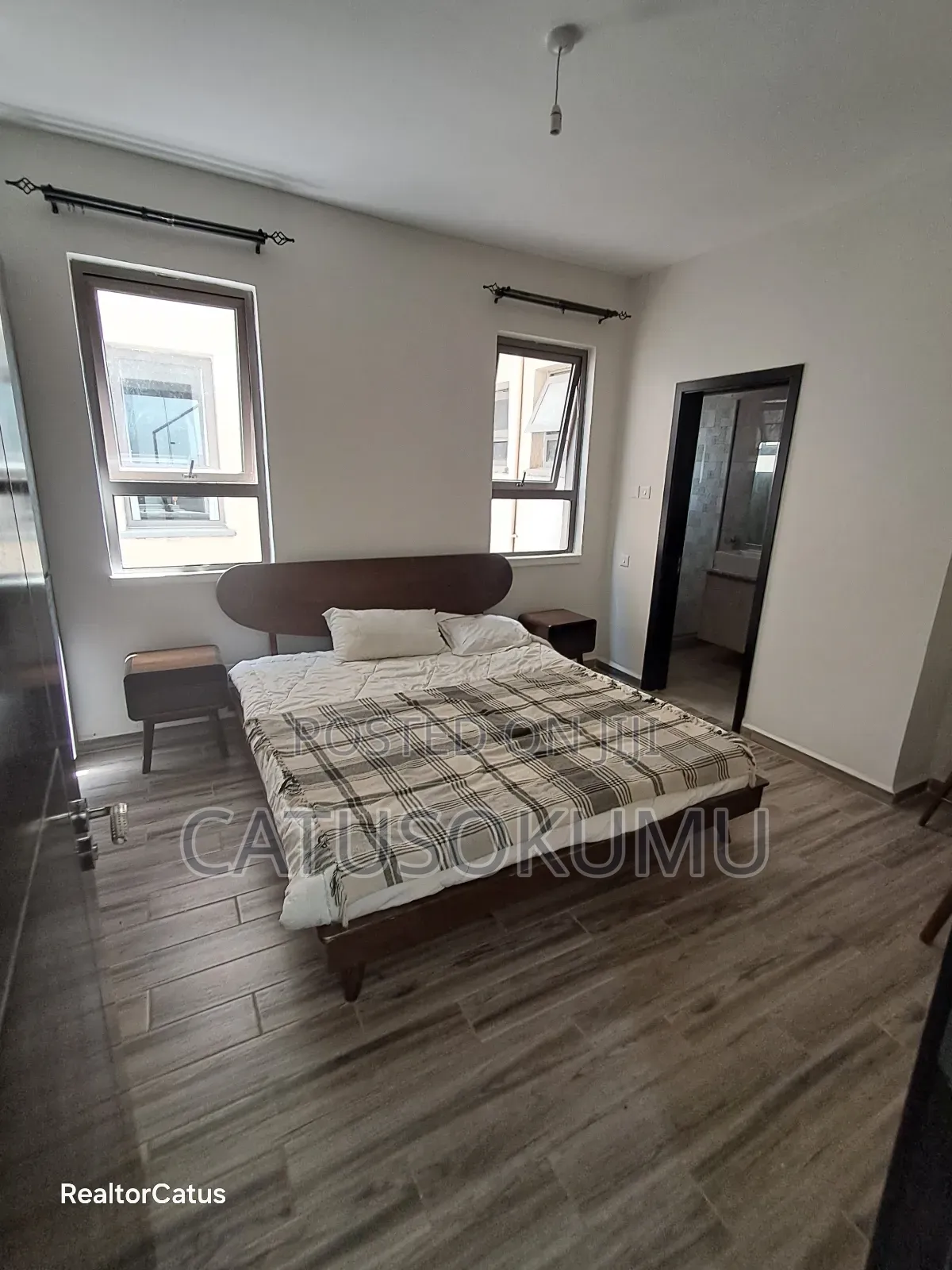 5bdrm Maisonette in Gateway Mall Area for rent