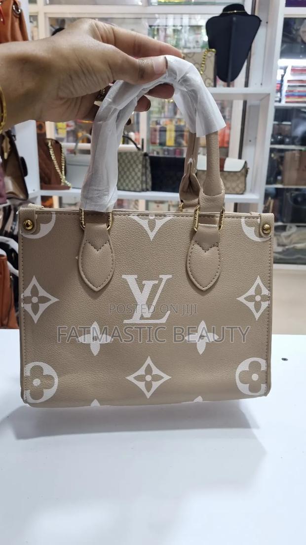 Beige Lv Bag - thumbnail 2