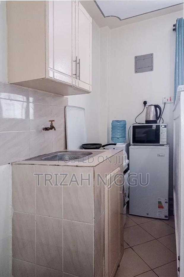 Airbnb Studio - thumbnail 3