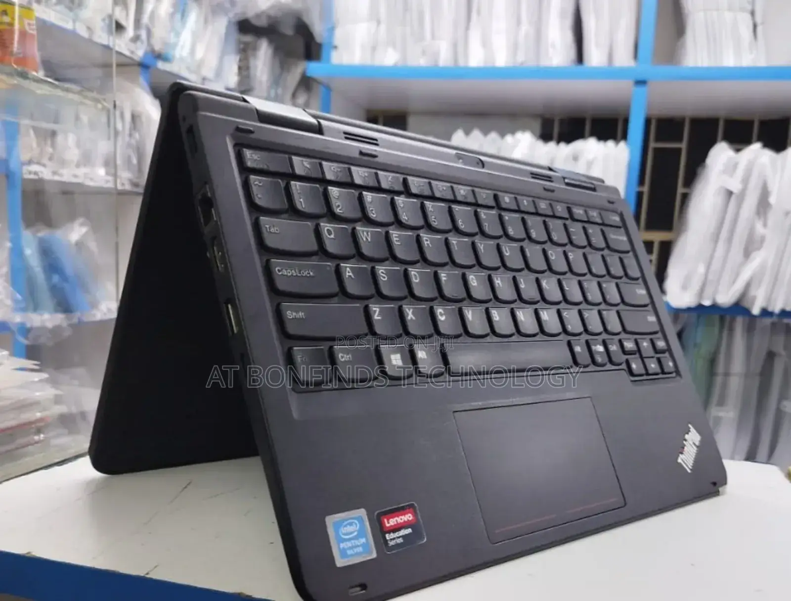 Laptop Lenovo Yoga 11e 4GB Intel Celeron SSD 128GB