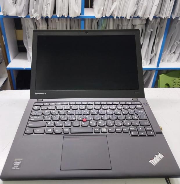 Laptop Lenovo ThinkPad X240 8GB Intel Core I5 SSD 256GB - main view
