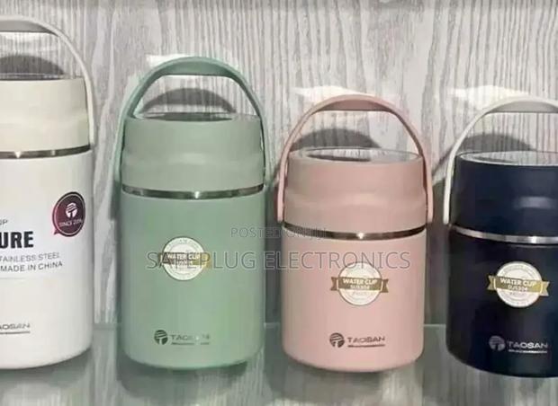 Food Flask-Insulated Vacuum Thermos- 800ml .