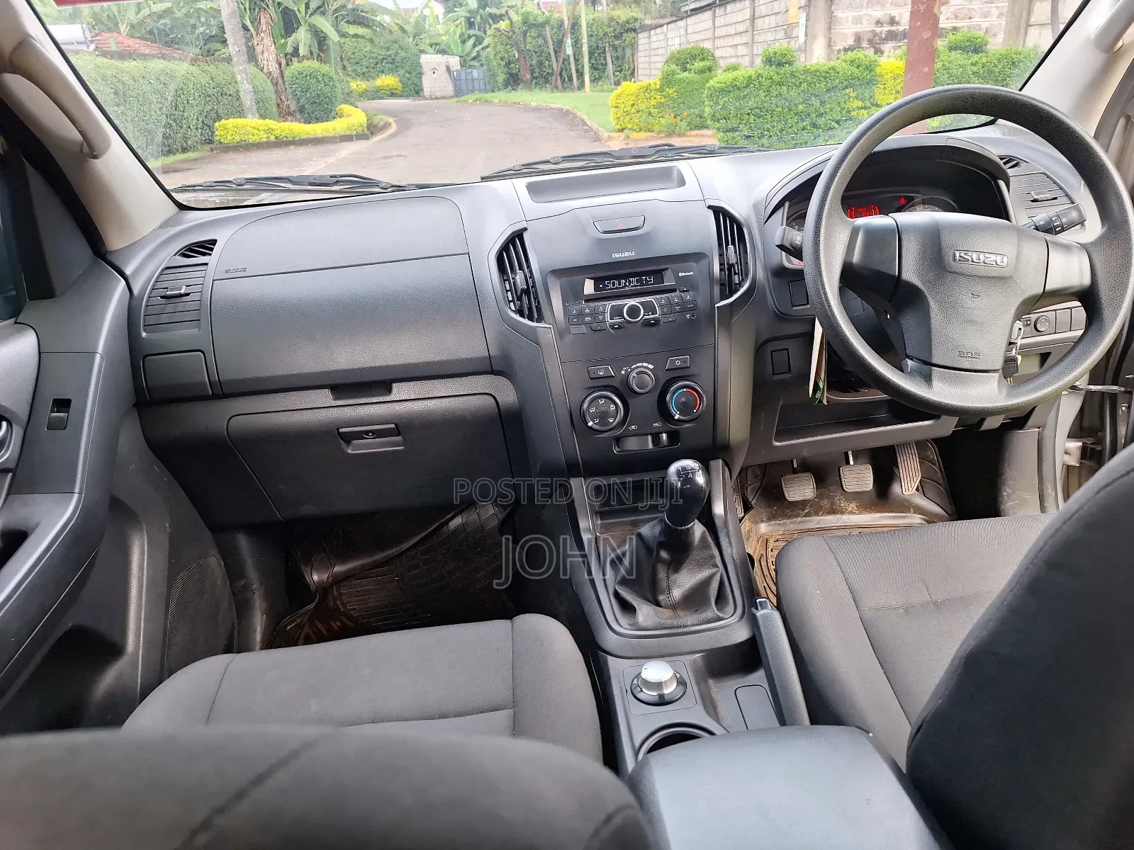 Isuzu D-MAX 2022 Gray
