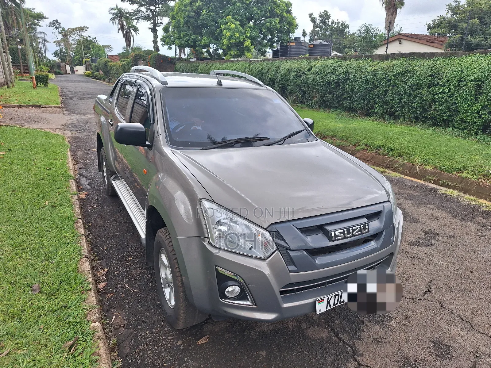 Isuzu D-MAX 2022 Gray