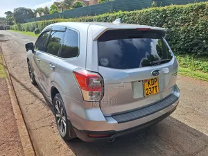 Subaru Forester 2.0XT Touring AWD 2017 Silver