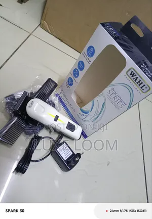 Wahl Rechargeable Shaving Machine