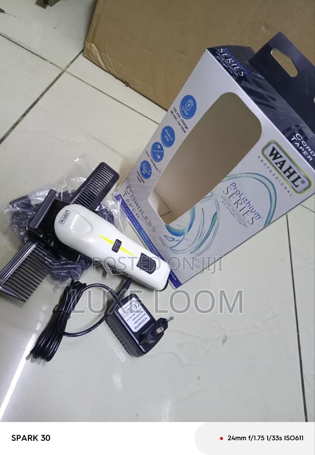Wahl Rechargeable Shaving Machine - main view