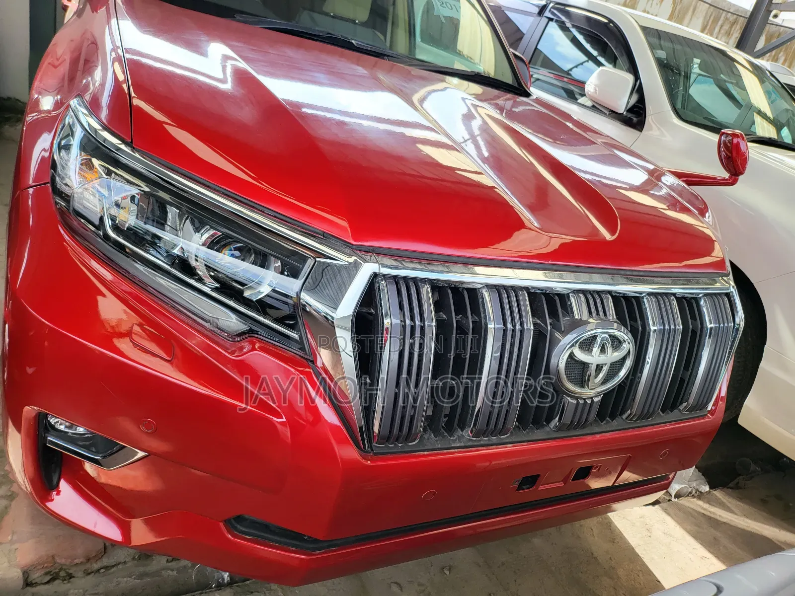 Toyota Land Cruiser Prado 2017 Red