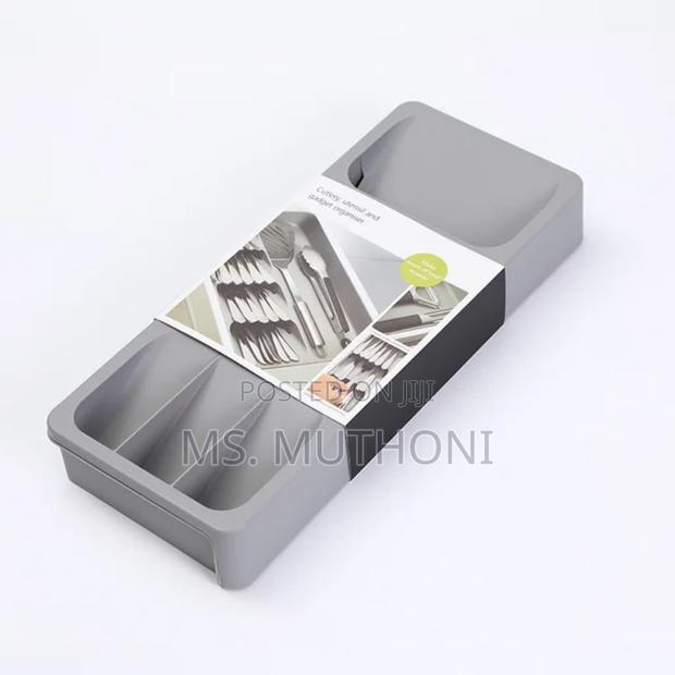 Expandable Drawer Cutlery Organizer - thumbnail 4