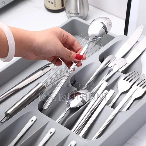 Expandable Drawer Cutlery Organizer - thumbnail 2