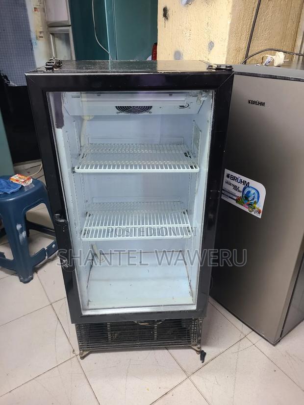 Small Showcase Display Fridge - thumbnail 2