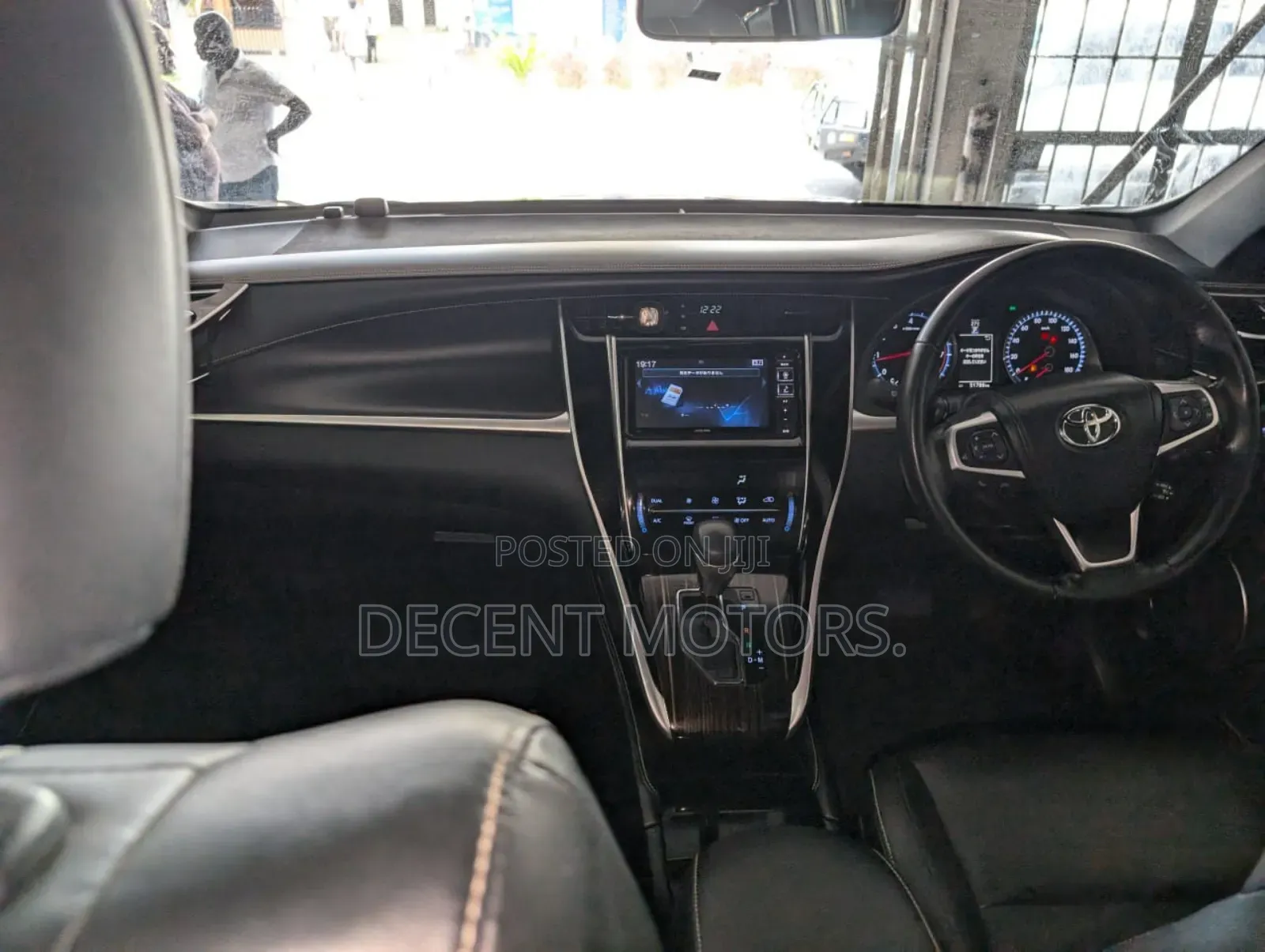Toyota Harrier 2.0 2018 Teal