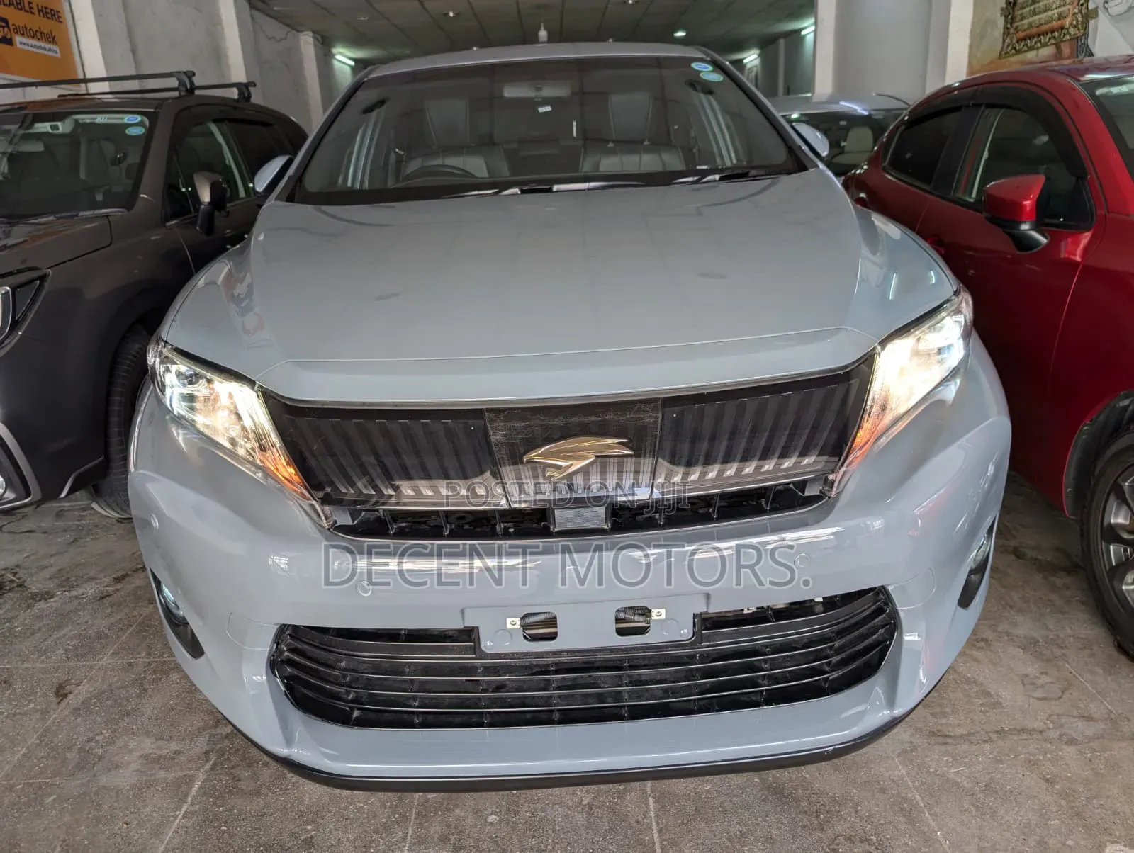Toyota Harrier 2.0 2018 Teal