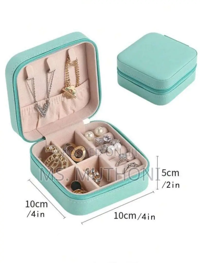 Portable Travel Storage Organizer Jewelry Case *