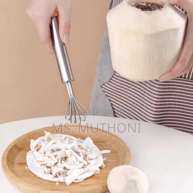 Stainless Steel Coconut Grater. - thumbnail 8