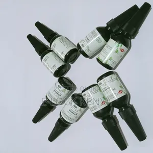 Effortless Bonding Glue for Windscreen Cracks