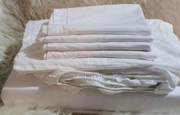 6*7 White 6 Pc Bedding Set - main view