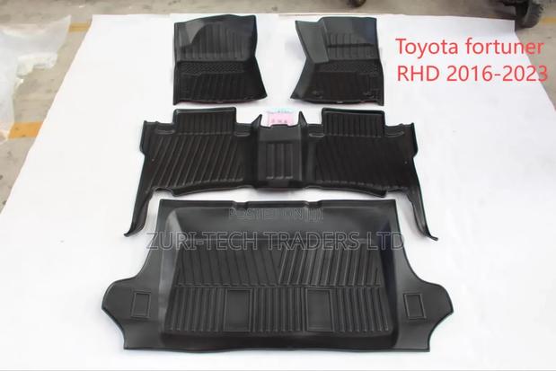 Fortuner Floor Mats 5d Available