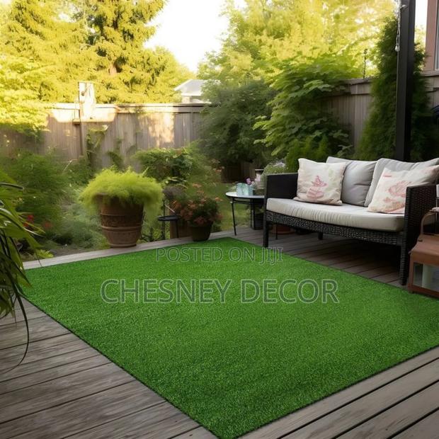 Small Garden Carpet0