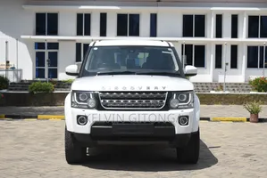 Land Rover Discovery 2015 White