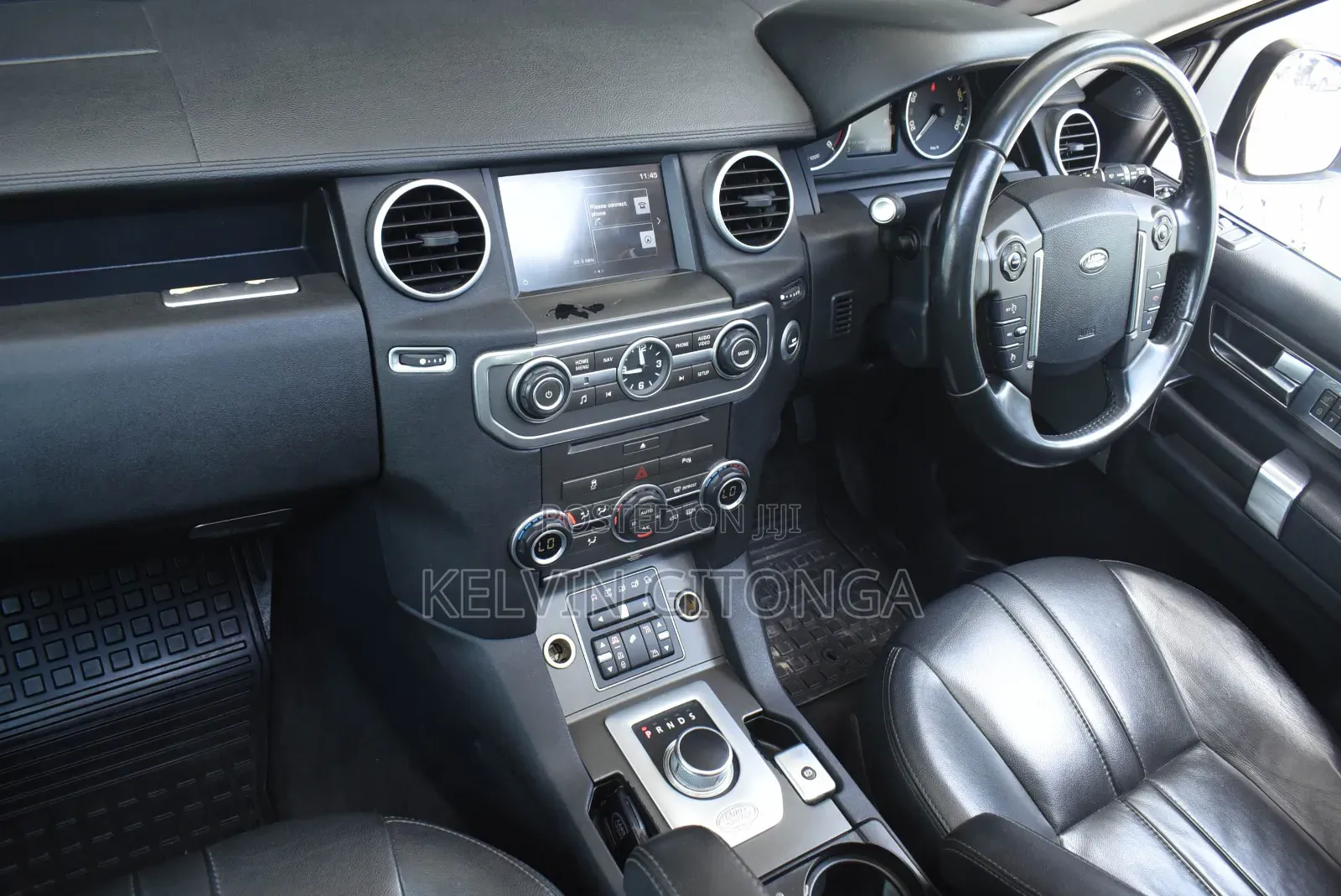 Land Rover Discovery 2015 White
