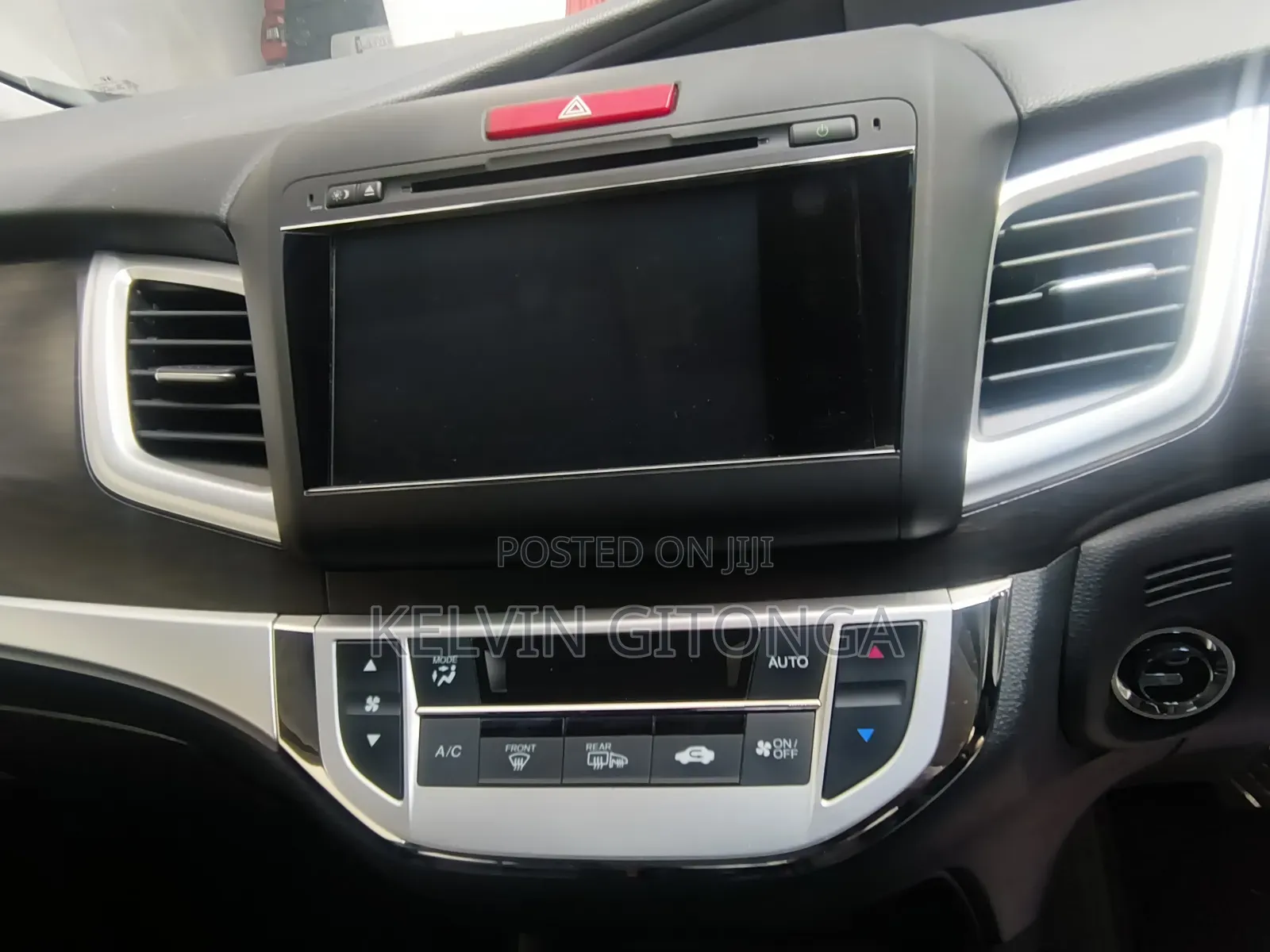 Honda Fit Shuttle 2018 Silver