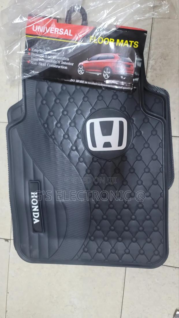 Honda Floor Mats ( White Log) - main view