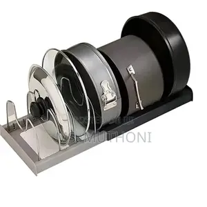 Retractable Pan/Lid Organizer.