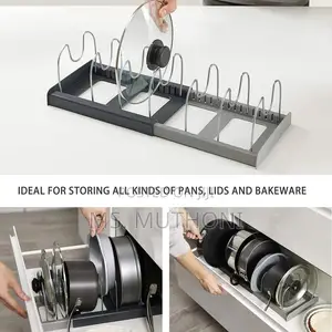 Retractable Pan/Lid Organizer.