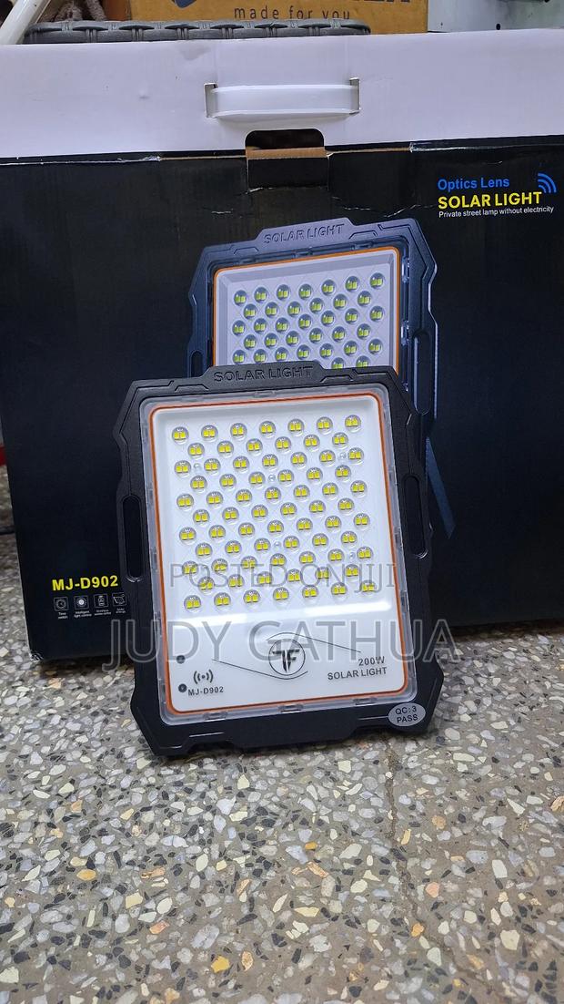 Best Solar Light 200 Watts - main view