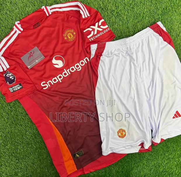 Excellent Quality Man U Kids Jersey Available