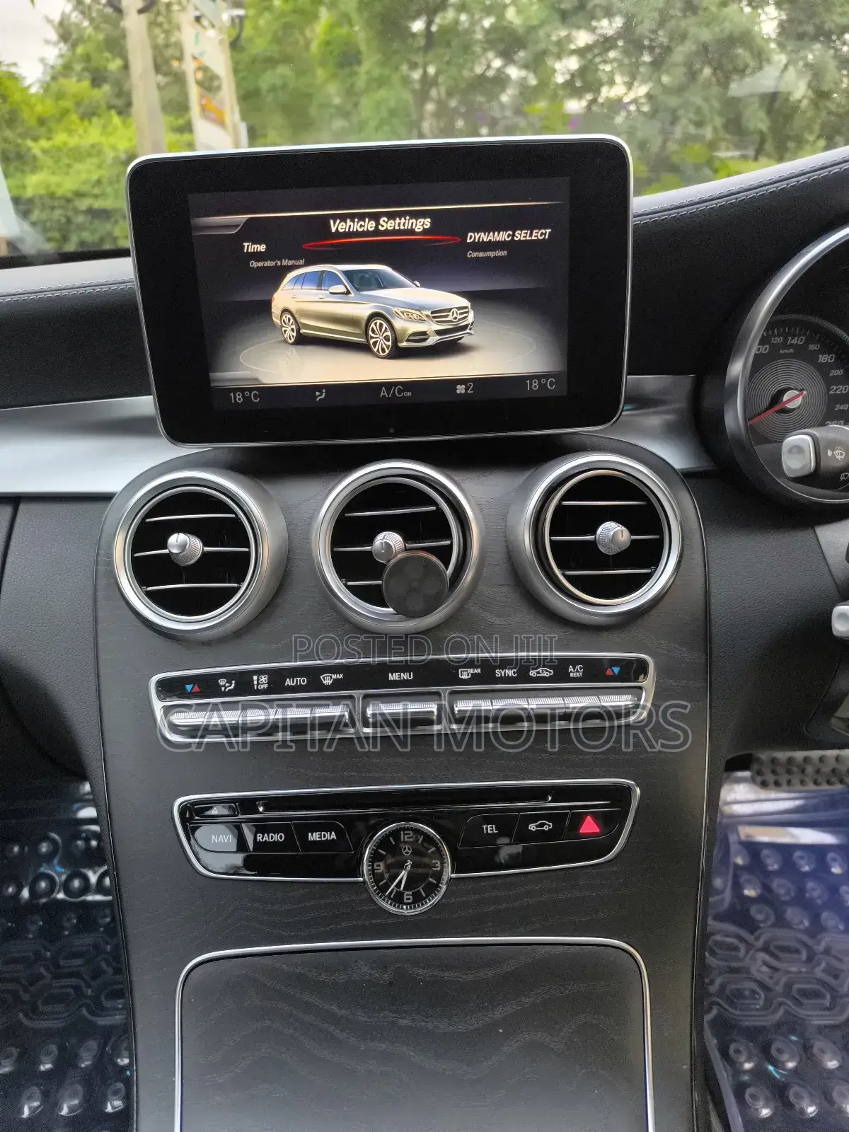 Mercedes-Benz C200 2017 Black