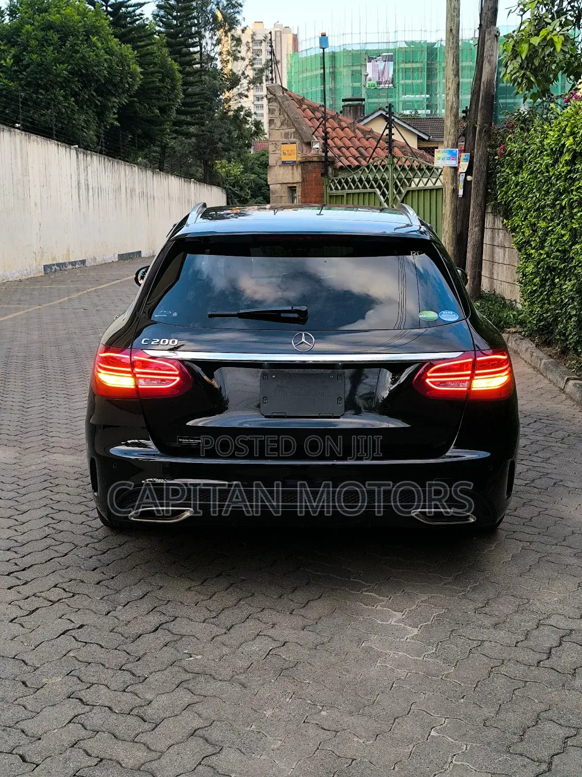 Mercedes-Benz C200 2017 Black