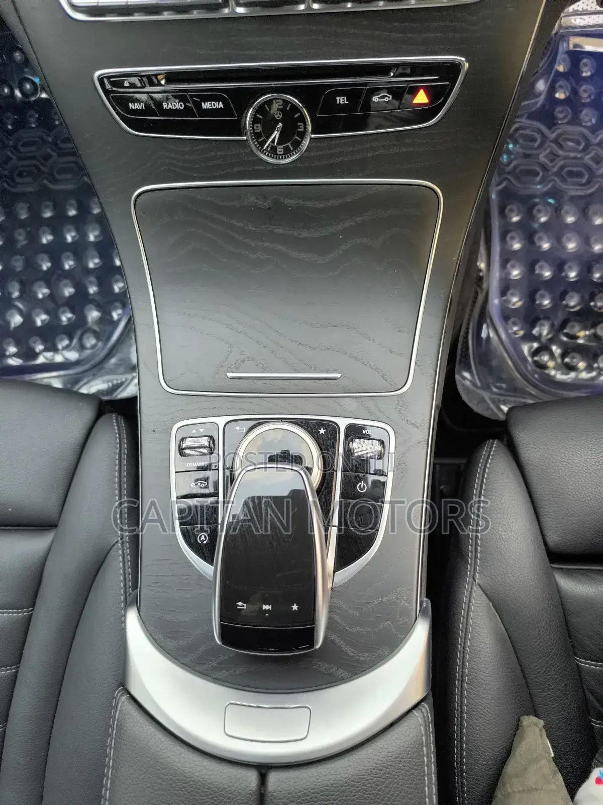 Mercedes-Benz C200 2017 Black