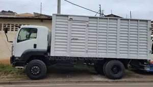 Isuzu Fvr90 Truck.