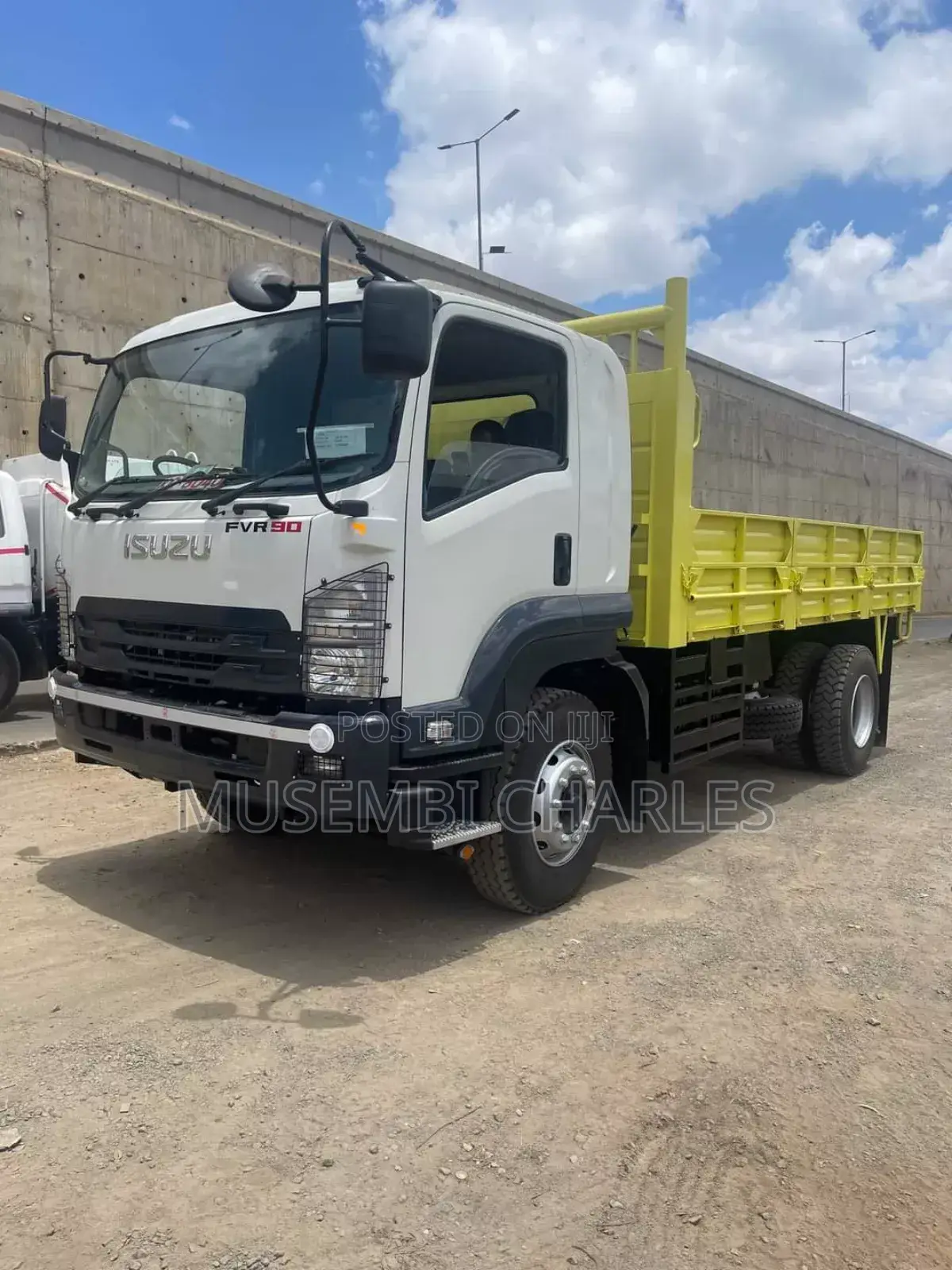 Isuzu Fvr90 Truck.