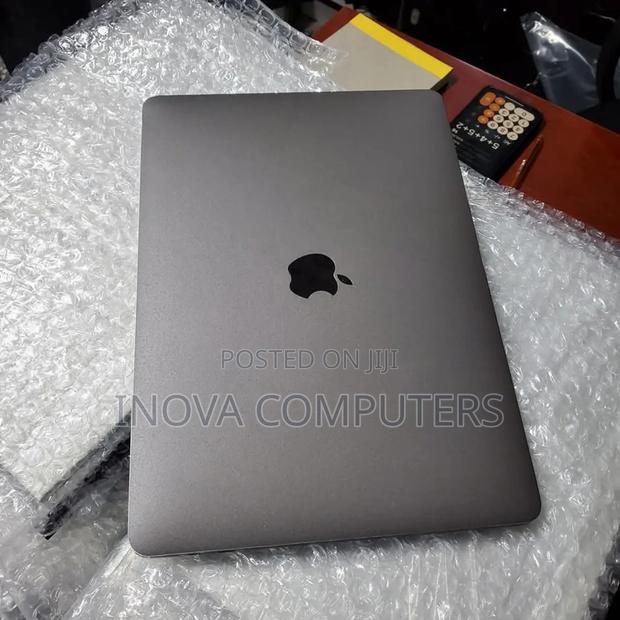 Laptop Apple MacBook Pro 2017 16GB Intel Core I7 SSD 512GB - thumbnail 3