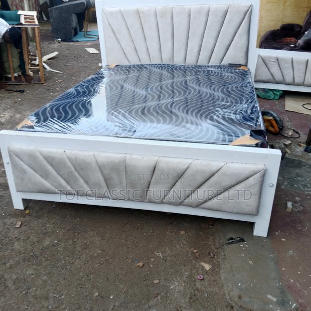 Bed 5x6 Hardwood With Mattress