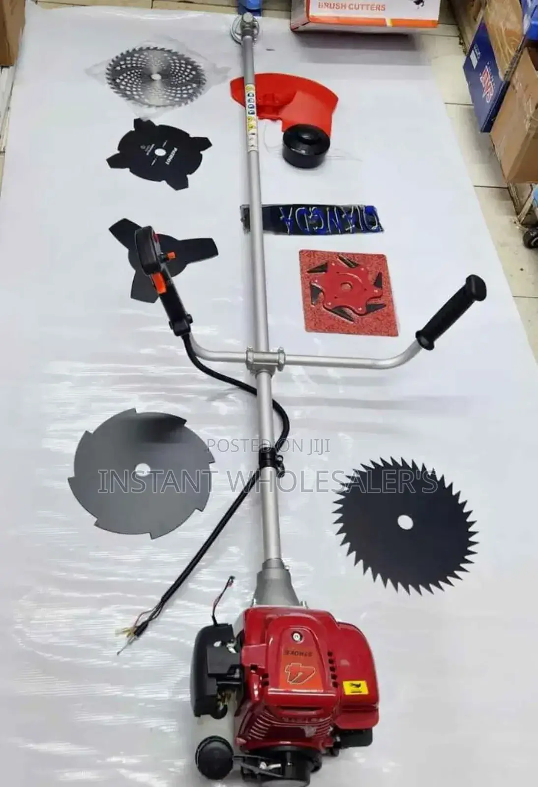4 Stroke Brush Cutter Multiple Blades