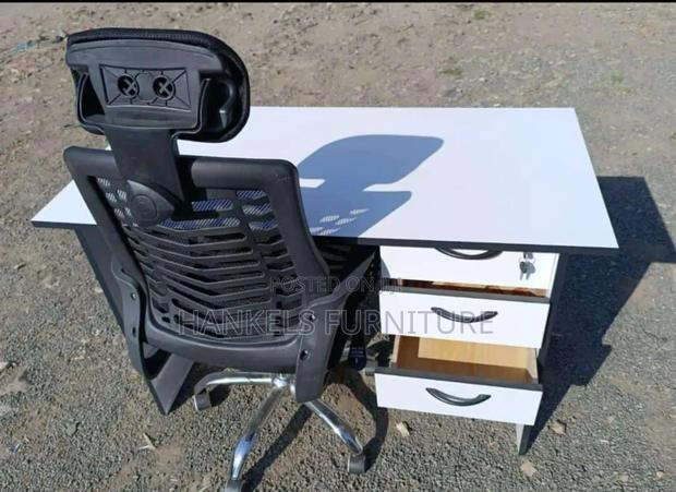 Headrest Chair and Desk