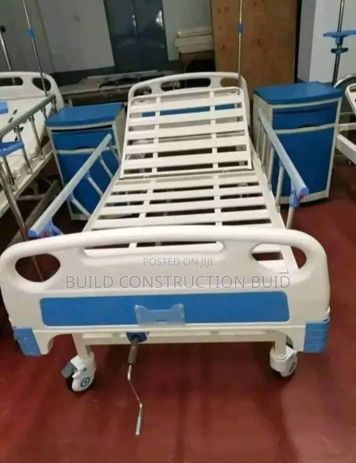 Single Crank Hospital Bed With Matress