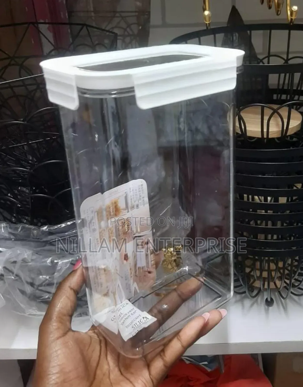 Quality Airtight Stackable Acrylic Cereal Containers .