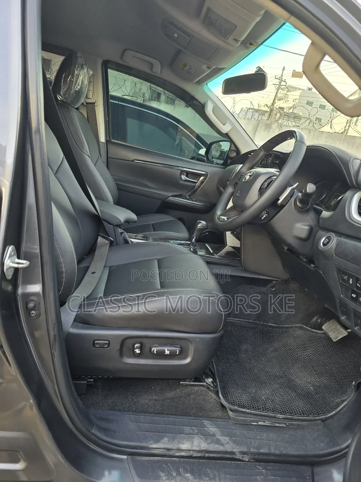 Toyota Fortuner 2.8 D AWD 2018 Gray