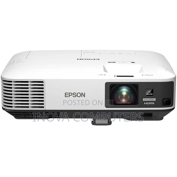 Epson EB-2250U Projector 3LCD Technology - main view