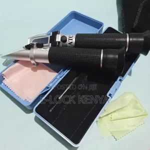 2 Scales Salinity Refractometer